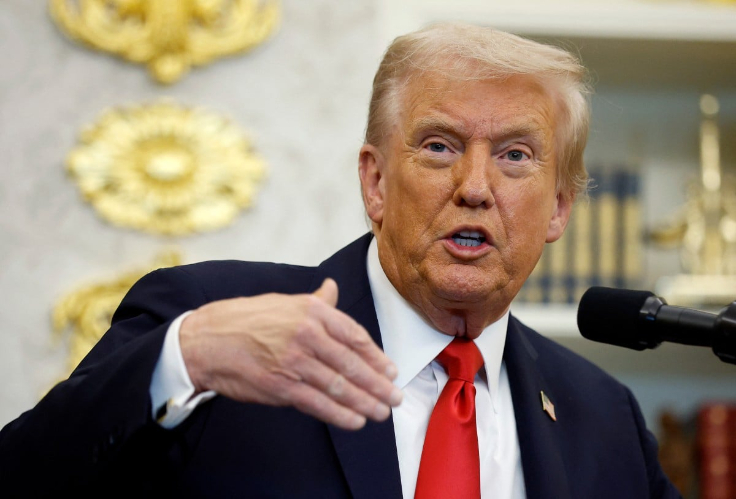 Washington, DC-October 16: U.S. President Donald Trump answers questions from reporter during an event in the Oval Office of the White House in Washington DC. Kelvin Dietsch/Getty image/AFP